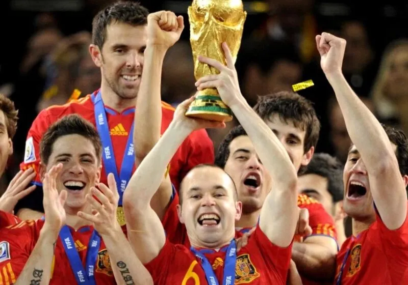 doi-hinh-te-nhat-world-cup-2010-4